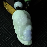 糯冰种紫罗兰缅甸翡翠“送福童子”挂件