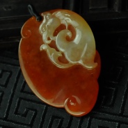 冰种红翡缅甸翡翠龙凤牌挂件