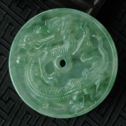 冰种飘花缅甸翡翠龙牌挂件