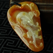 糯冰种红黄翡缅甸翡翠草龙挂件