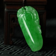 糯冰种阳绿缅甸翡翠满绿福瓜挂件