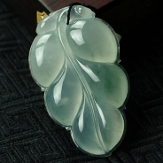 冰种飘花缅甸翡翠叶子挂件