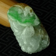 糯冰种黄加绿缅甸翡翠狮威如意挂件