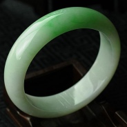 细糯种阳绿缅甸翡翠手镯（57.8）