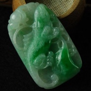 糯冰种翠色缅甸翡翠今非昔比挂件