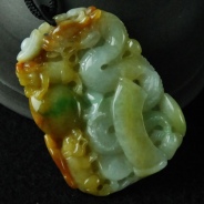 细糯种三彩缅甸翡翠福龙如意挂件