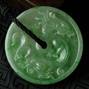 冰种阳绿飘翠缅甸翡翠龙牌挂件