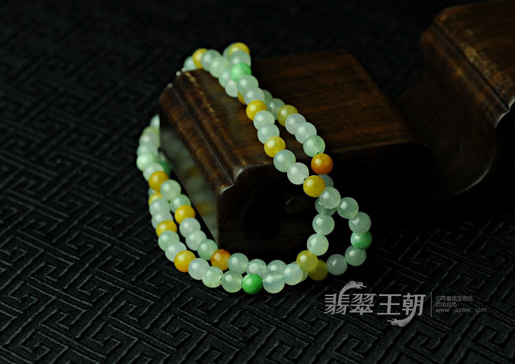 糯冰种三彩缅甸翡翠项链