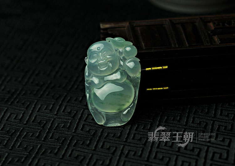 冰玻种飘花缅甸翡翠玉佛挂件