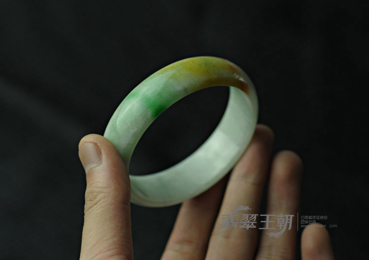 细糯种黄加绿缅甸翡翠手镯（57.9）