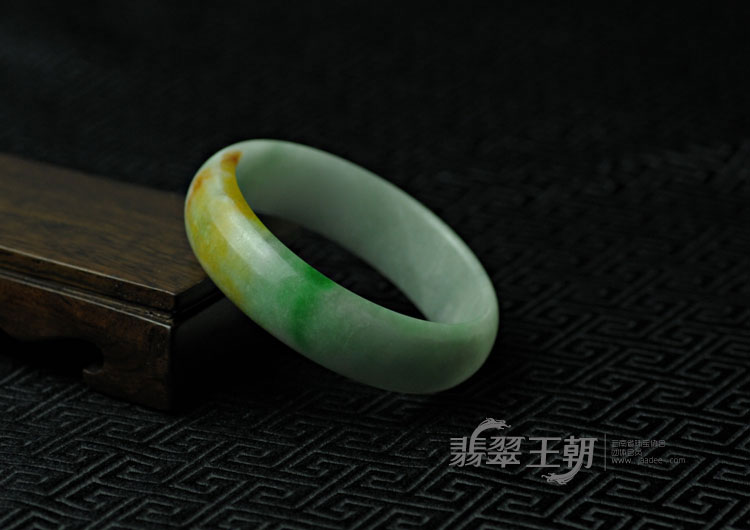 细糯种黄加绿缅甸翡翠手镯（57.9）