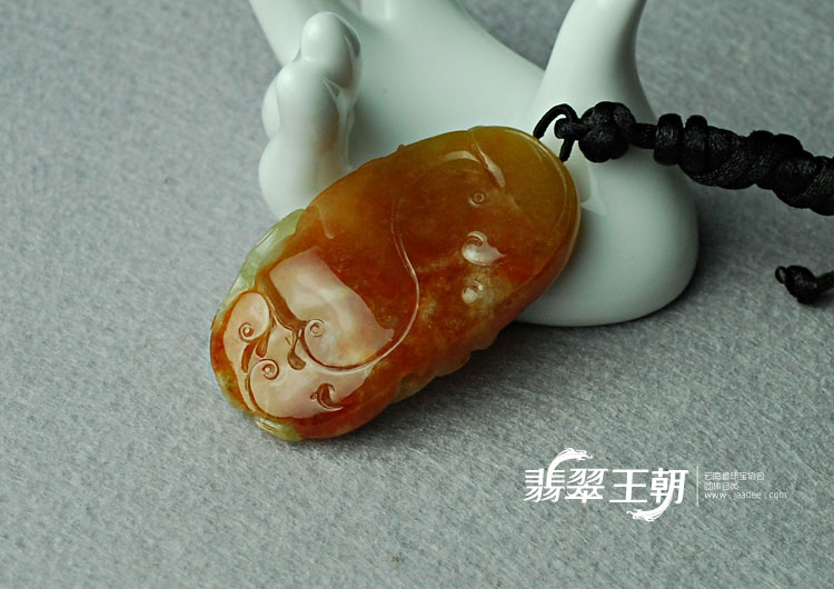 糯冰种红黄翡缅甸翡翠龙凤挂件