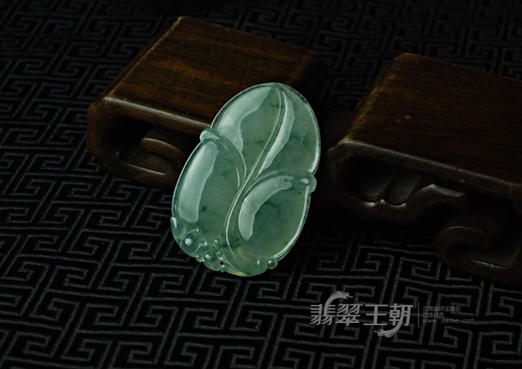 冰种飘花缅甸翡翠叶子挂件