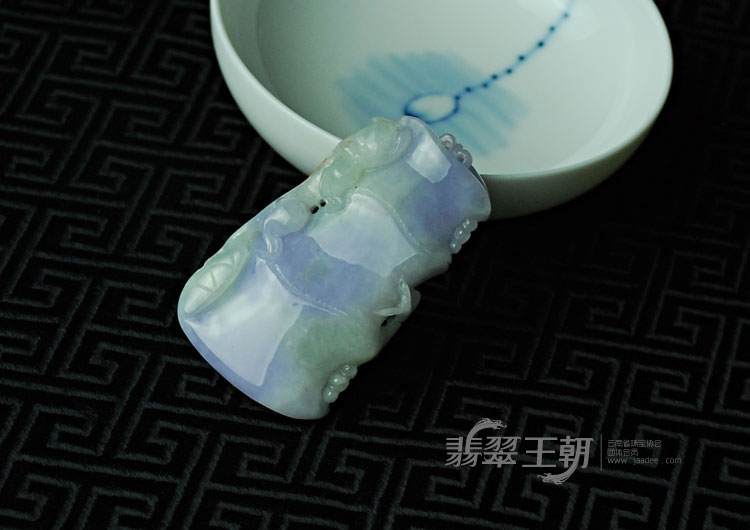 糯冰种紫罗兰缅甸翡翠节节高挂件