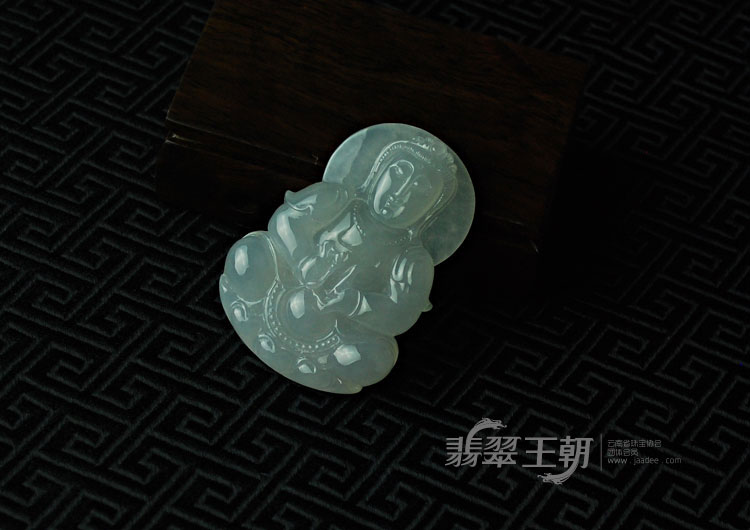 糯冰种缅甸翡翠观音挂件