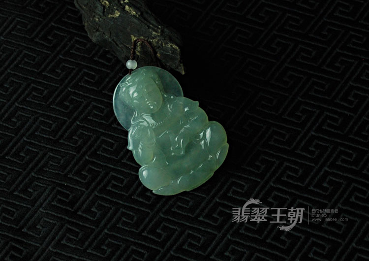 冰种晴水缅甸翡翠观音挂件