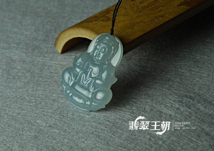 糯冰种紫罗兰缅甸翡翠观音挂件