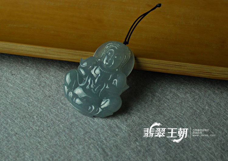 冰种紫罗兰缅甸翡翠观音挂件