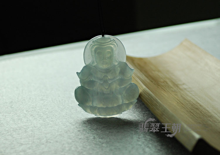 冰种紫罗兰缅甸翡翠观音挂件