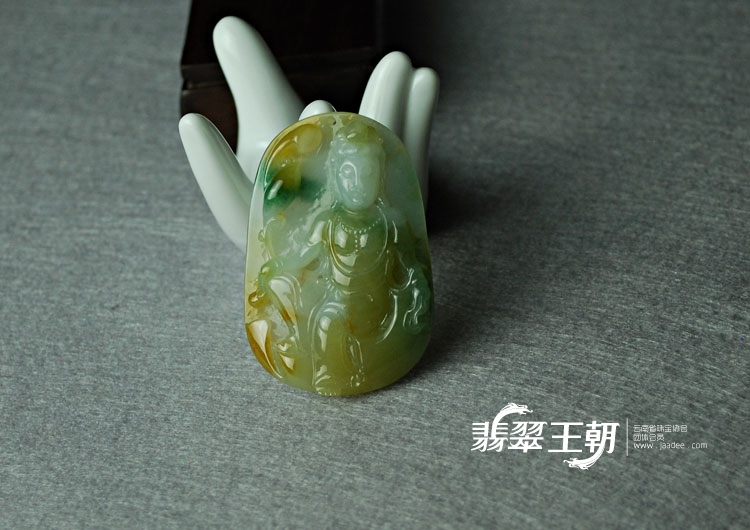糯冰种三彩缅甸翡翠观音挂件