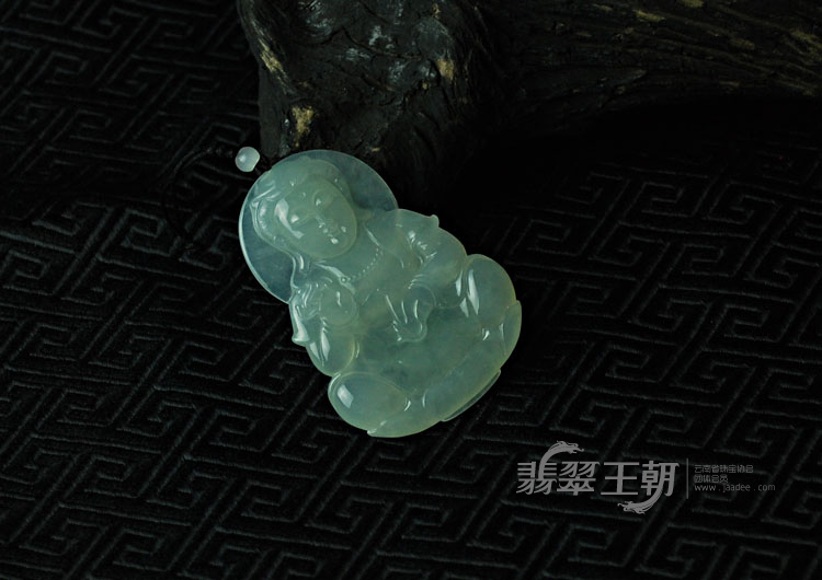 冰种晴水缅甸翡翠观音挂件