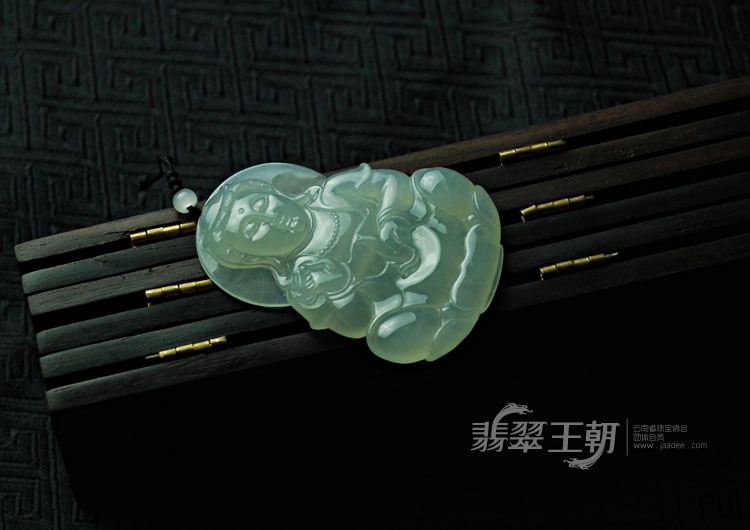 冰种晴水缅甸翡翠观音挂件