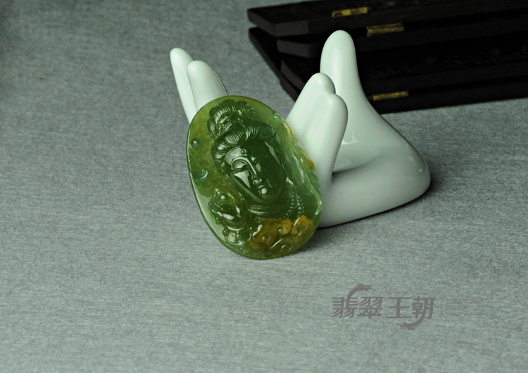 糯冰种蓝水黄翡缅甸翡翠观音头挂件
