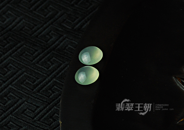 玻璃种缅甸翡翠戒面（单价）