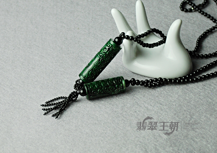 细糯种浓绿缅甸翡翠如意柱挂件（单价）