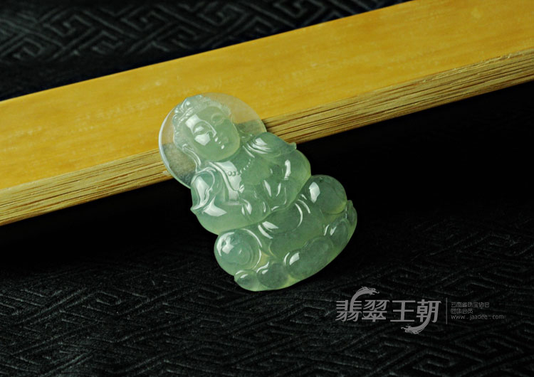 冰种晴水缅甸翡翠观音挂件