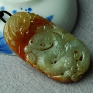 糯冰种红黄翡缅甸翡翠龙凤挂件