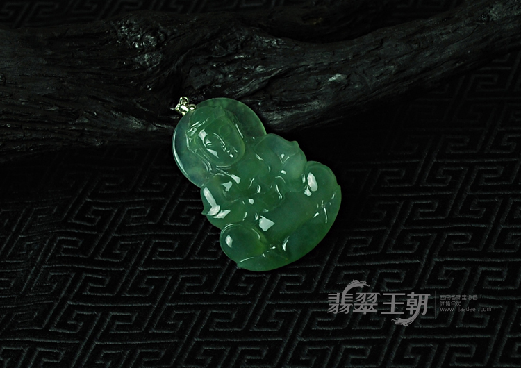 冰玻种晴水缅甸翡翠观音挂件