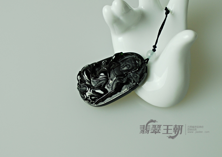 玻璃种墨翠缅甸翡翠莲花观音挂件