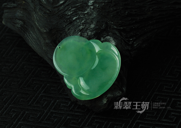 冰种蓝晴水飘花缅甸翡翠玉佛挂件