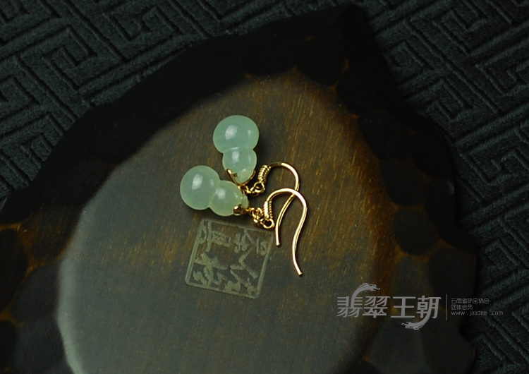 糯冰种缅甸翡翠镶玫瑰金葫芦耳坠
