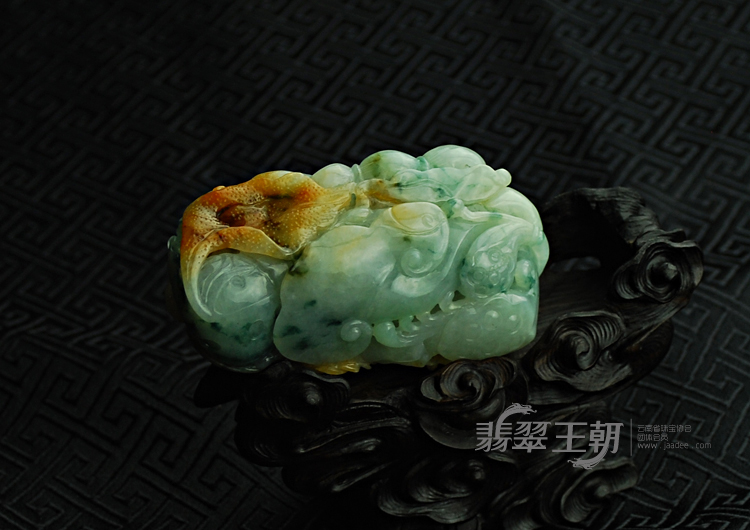 糯冰种黄翡飘花缅甸翡翠“一路连科”挂件