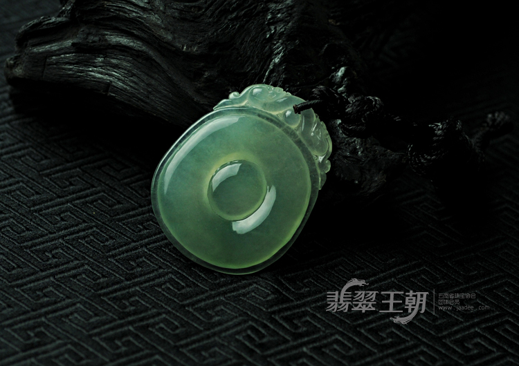 冰种晴水缅甸翡翠福在眼前挂件