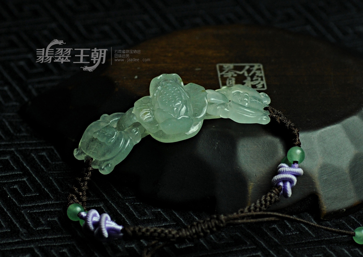 冰种缅甸翡翠福花手链