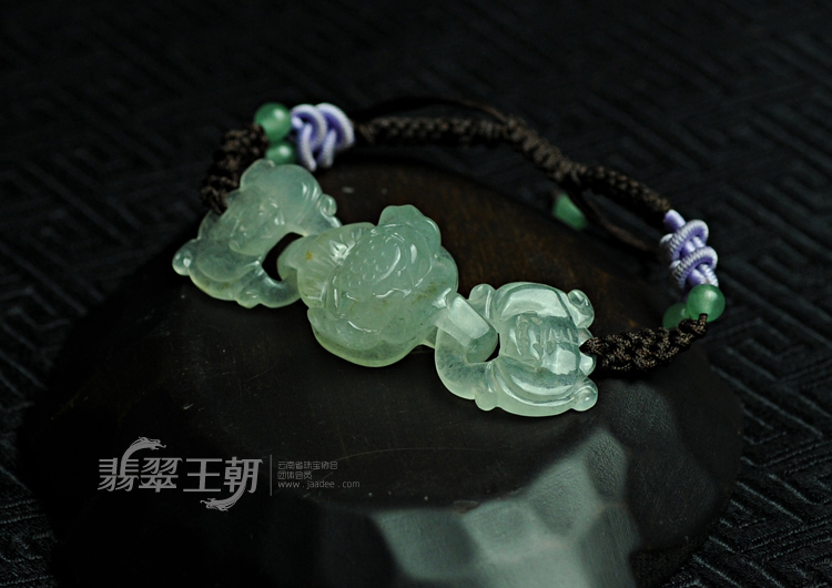 冰种缅甸翡翠福花手链