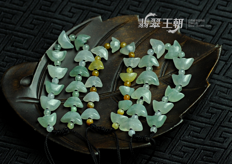 冰玻种晴水缅甸翡翠元宝手链（单价）