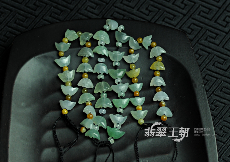 冰玻种晴水缅甸翡翠元宝手链（单价）