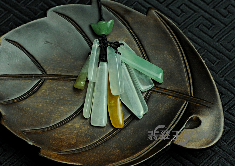 冰种三彩缅甸翡翠手机链