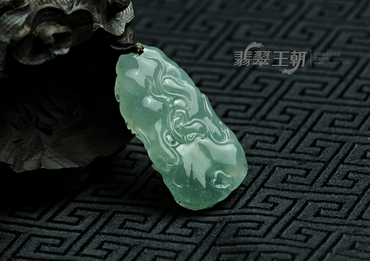 冰种晴水缅甸翡翠“金玉满堂”挂件