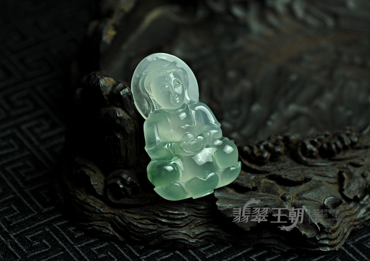 冰玻种飘花缅甸翡翠观音挂件