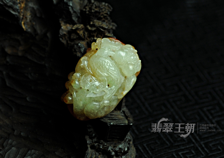 糯冰种红翡缅甸翡翠富贵花开挂件