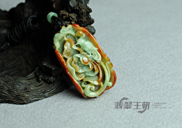 糯冰种三彩缅甸翡翠玉兰花开挂件
