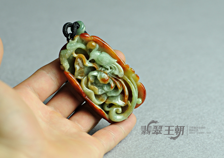 糯冰种三彩缅甸翡翠玉兰花开挂件