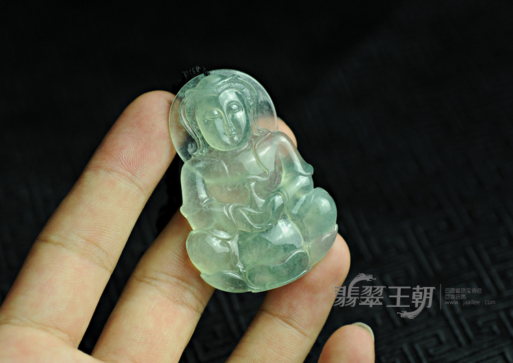 冰玻种晴水缅甸翡翠观音挂件