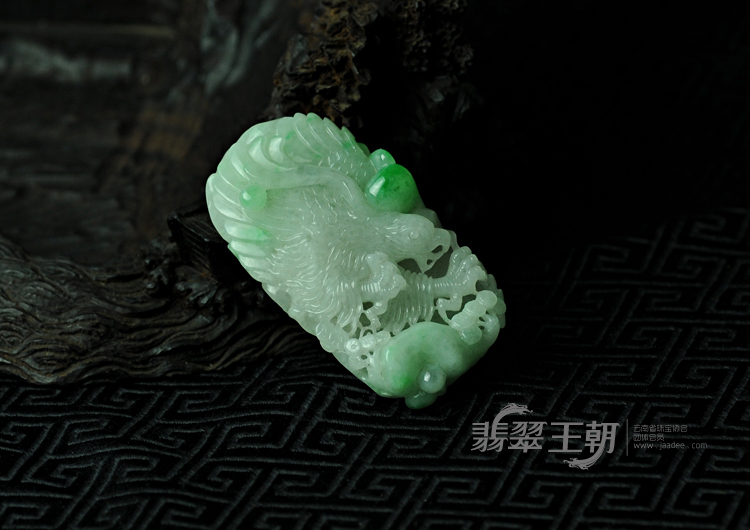 糯冰种飘翠缅甸翡翠大展宏图挂件