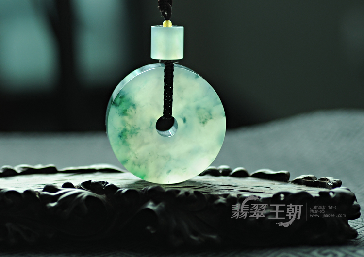 【翠染流年】冰玻种飘花缅甸翡翠玉璧挂件